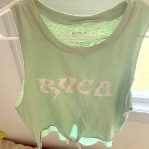 Ultrahip side cut tank top!